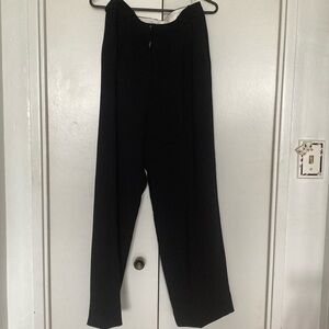 Crepette Wilfred Effortless pant.